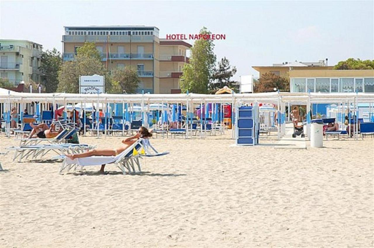Hotel Napoleon Riccione Exterior foto
